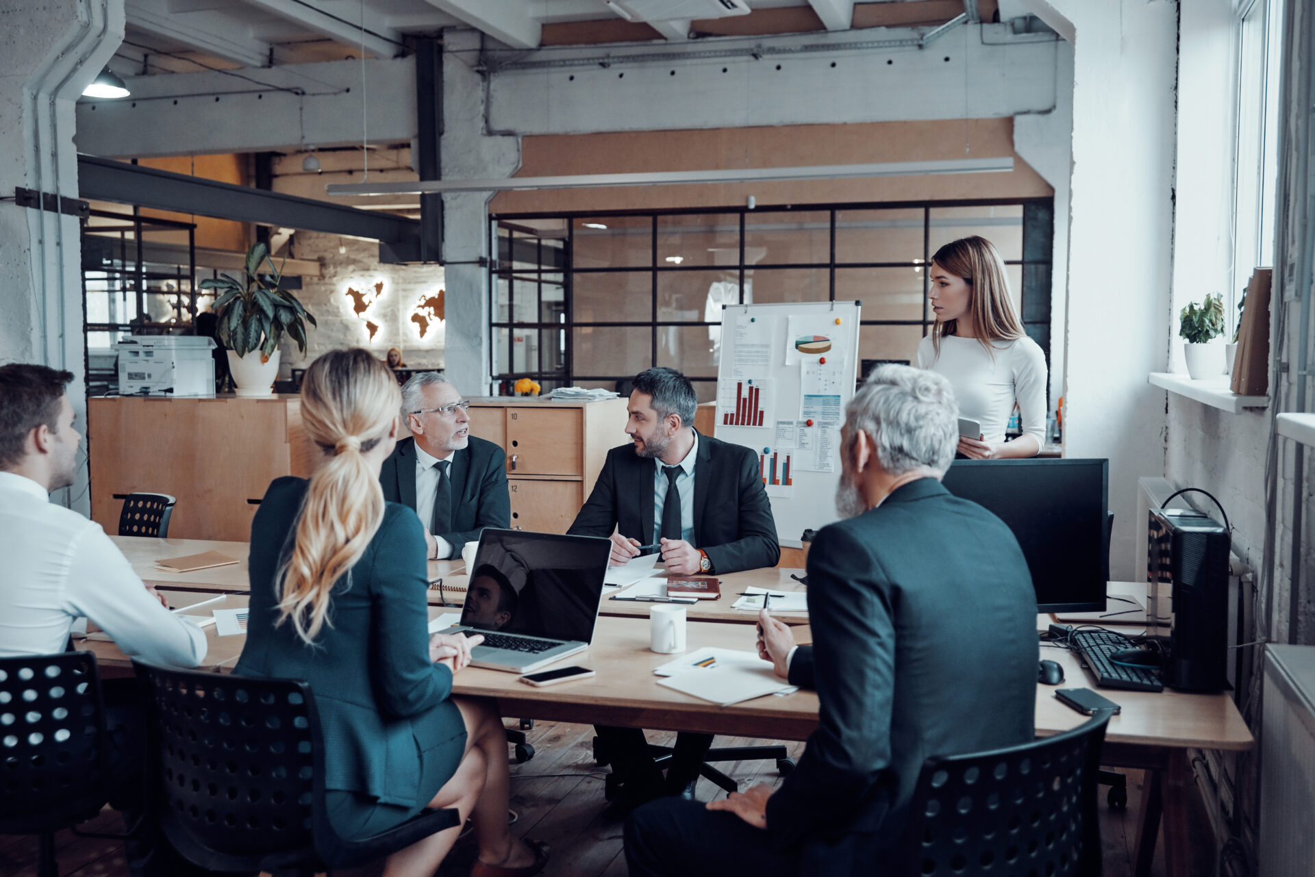 Gruppe Geschäftsleute im Meeting
